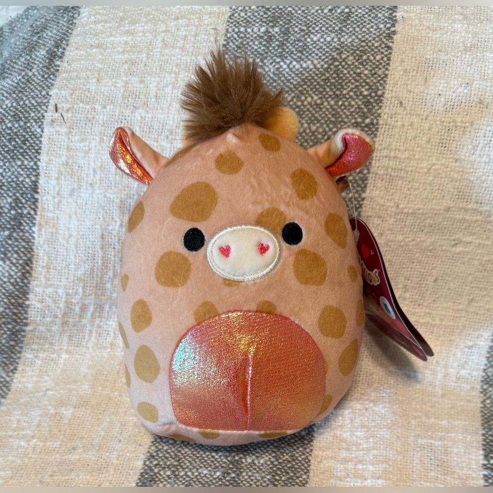NWT Squishmallows 5” Valentines Zuni the Giraffe